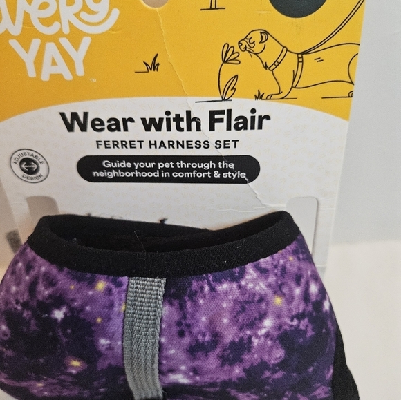 Petco EveryYay Wear With Flair Galaxy-Print Ferret Harness and Leash with Bell - Picture 11 of 17